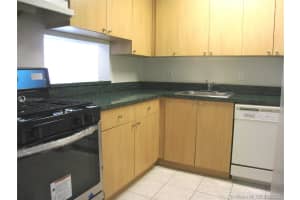 6902 N Kendall Dr APT E401, Pinecrest, FL 33156, Sold 11/01/19