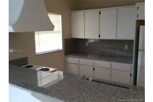 7020 Crown Gate Dr, Hialeah, FL 33014, Sold 09/04/19