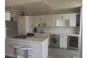 322 Buchanan St, Hollywood, FL 33019, Sold 07/06/20