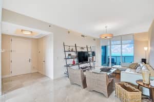 15811 Collins Ave, Sunny Isles Beach, FL 33160, Sold 06/22/21