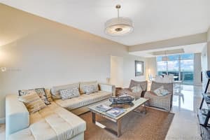 15811 Collins Ave, Sunny Isles Beach, FL 33160, Sold 06/22/21