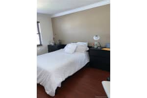 15204 SW 81st Ln, Miami, FL 33193, Sold 11/22/19