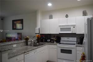 8252 SW 29th St, Miramar, FL 33025, Sold 03/17/20
