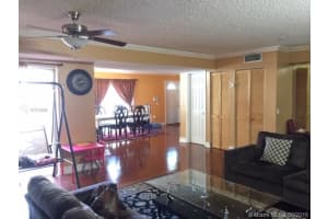 8450 SW 154th Cir Ct, Miami, FL 33193, Sold 01/24/20
