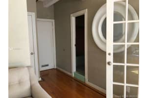 W 24th St, Miami Beach, FL 33140, Sold 08/26/20