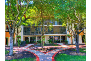 671 NE 195th St, Miami, FL 33179, Sold 01/15/20