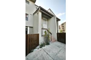 10060 NW 9th St Cir, Miami, FL 33172, Sold 12/04/19