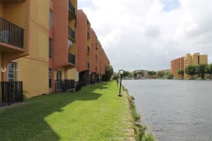 4705 NW 7th St, Miami, FL 33126, Sold 12/02/19