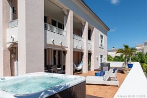 749 Crandon Blvd, Key Biscayne, FL 33149, Sold 04/01/20