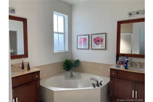 10728 NW 76th Ln, Medley, FL 33178, Sold 06/18/20