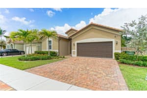 2179 SE 2nd St, Homestead, FL 33033, Sold 01/23/20