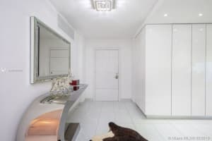1920 S Ocean Dr #10d, Hallandale Beach, FL 33009, Sold 11/19/19