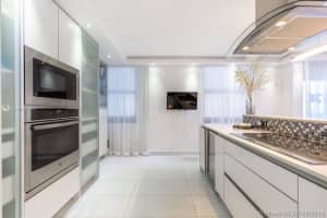 1920 S Ocean Dr #10d, Hallandale Beach, FL 33009, Sold 11/19/19