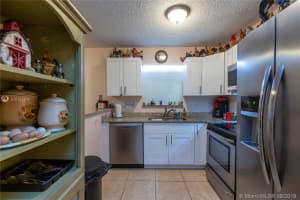762 SW 9th St, Homestead, FL 33034, Sold 12/26/19