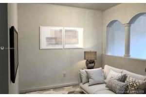 618 NE 21st Ave, Homestead, FL 33033, Sold 01/25/20