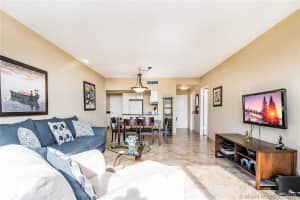 3505 S Ocean Dr, Hollywood, FL 33019, Sold 09/30/20