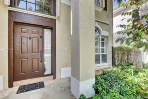 98 Satinwood Ln, Palm Beach Gardens, FL 33410, Sold 09/09/20