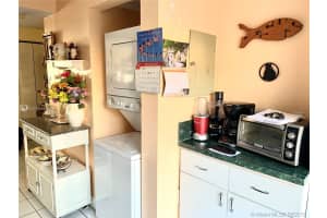 15250 SW 80th St, Miami, FL 33193, Sold 02/06/20