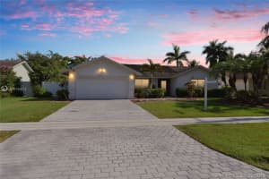 8491 SW 30th St, Davie, FL 33328, Sold 12/13/19