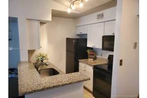 2866 S University Dr, Davie, FL 33328, Sold 11/05/19