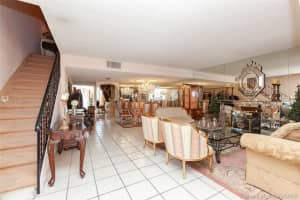 803 NE 27th Ave, Hallandale Beach, FL 33009, Sold 04/03/20