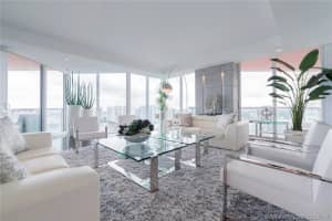 3370 Hidden Bay Dr, Aventura, FL 33180, Sold 03/10/21