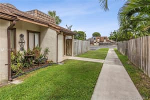 4195 Palm Bay Cir, West Palm Beach, FL 33406, Sold 11/08/19