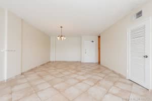 9270 W Bay Harbor Dr #2e, Bay Harbor Islands, FL 33154, Sold 03/25/20