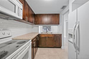 15350 Sunset Dr, Miami, FL 33193, Sold 01/21/20