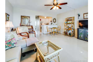 4050 N Ocean Dr, Fort Lauderdale, FL 33308, Sold 12/02/19