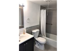 1401 NE 191st St D419, Miami, FL 33179, Sold 11/20/19