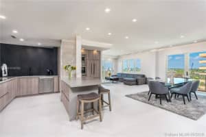 9499 Collins Ave PH 08, Surfside, FL 33154, Sold 01/11/21