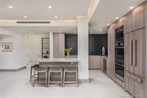 9499 Collins Ave PH 08, Surfside, FL 33154, Sold 01/11/21