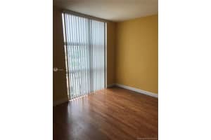 900 SW 8th St #500, Miami, FL 33130, Sold 02/18/20