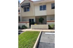 7893 NW 7th Ct, Plantation, FL 33324, Sold 03/30/20