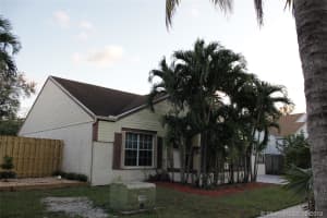 1579 SW 85th Ave, Pembroke Pines, FL 33025, Sold 11/15/19