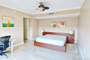 17201 Collins Ave, Sunny Isles Beach, FL 33160, Sold 04/15/20