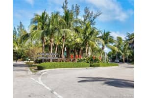 2500 NE 135th St PH 11, North Miami, FL 33181, Sold 10/01/20