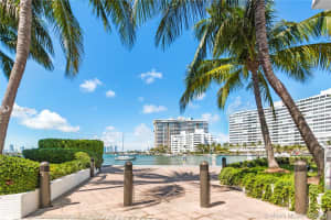 1445 16th St, Miami Beach, FL 33139, Sold 02/14/20