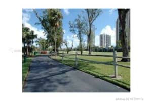 3401 N Country Club Dr, Aventura, FL 33180, Sold 11/19/19