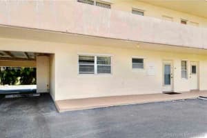400 NE 14th Ave #124, Hallandale Beach, FL 33009, Sold 12/07/20