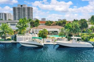 460 Holiday Dr, Hallandale Beach, FL 33009, Sold 11/23/22