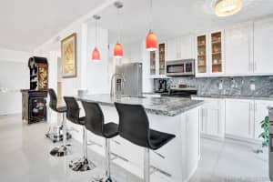 322 Buchanan St, Hollywood, FL 33019, Sold 11/15/19