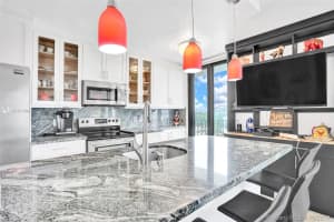 322 Buchanan St, Hollywood, FL 33019, Sold 11/15/19