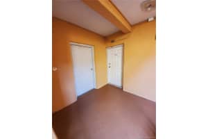 9423 SW 76th St APT W23, Miami, FL 33173, Sold 03/23/20