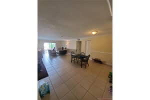 9423 SW 76th St APT W23, Miami, FL 33173, Sold 03/23/20