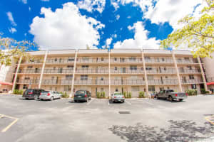 2571 Aragon Blvd, Sunrise, FL 33322, Sold 11/22/19