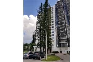 20100 W Country Club Dr, Aventura, FL 33180, Sold 01/23/20