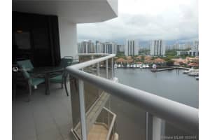 3610 Yacht Club Dr, Miami, FL 33180, Sold 11/18/19