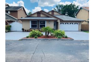 7870 NW 189th St, Hialeah, FL 33015, Sold 03/17/20